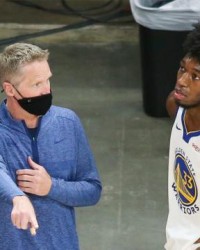 星空app官网-新季挑战重重 融入勇士 怀斯曼一人努力远远不够