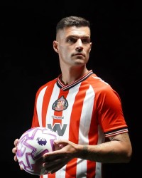 桑德兰主帅：球队需要经验丰富的球员来平衡阵容，扎卡是最合适人选